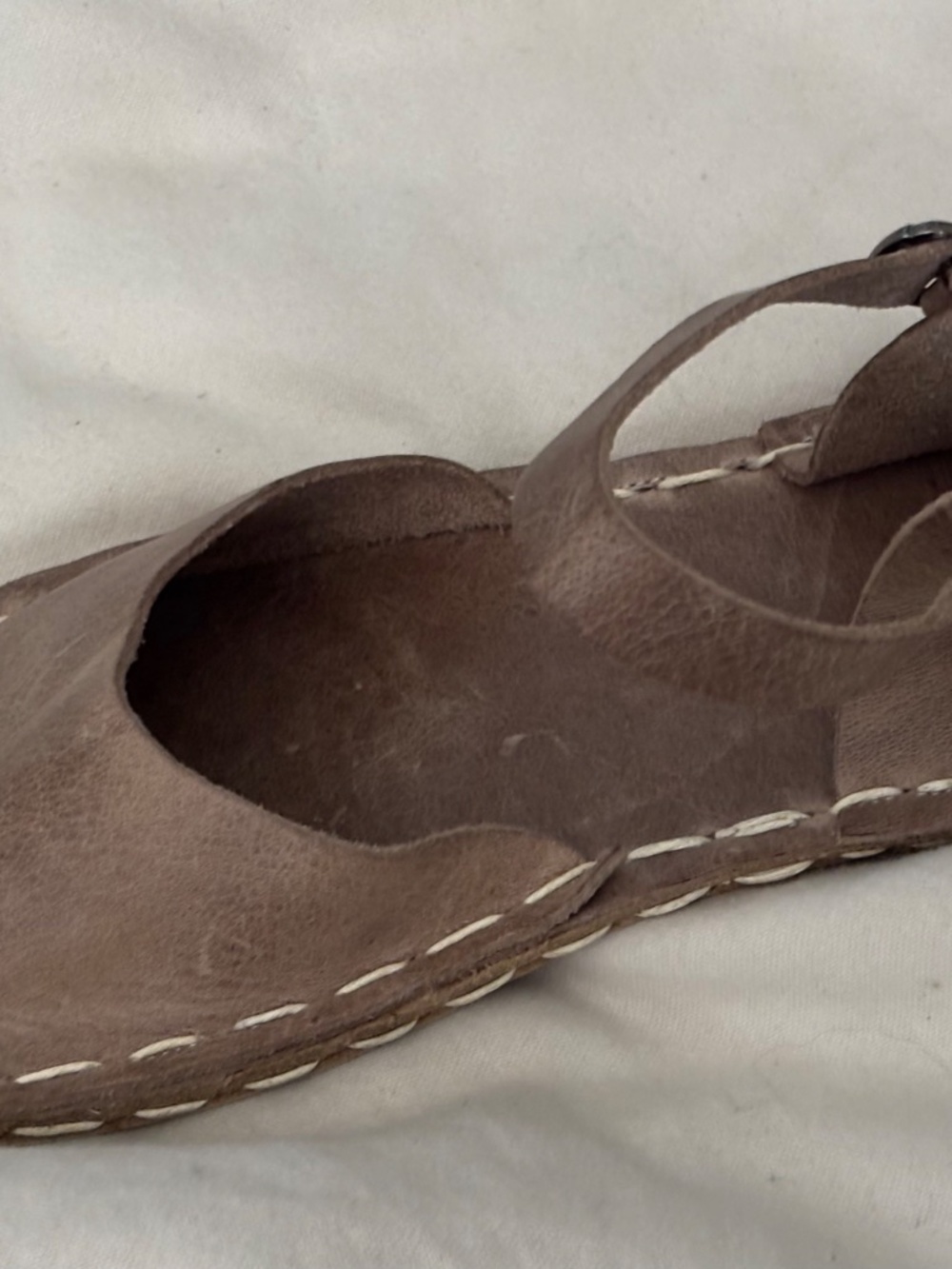 Beautiful Handmade Turkish Shoes - Picture 14 of 16